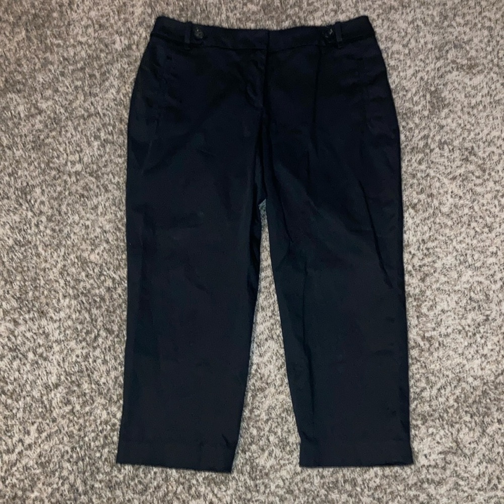LOFT Julie Black Cropped pants